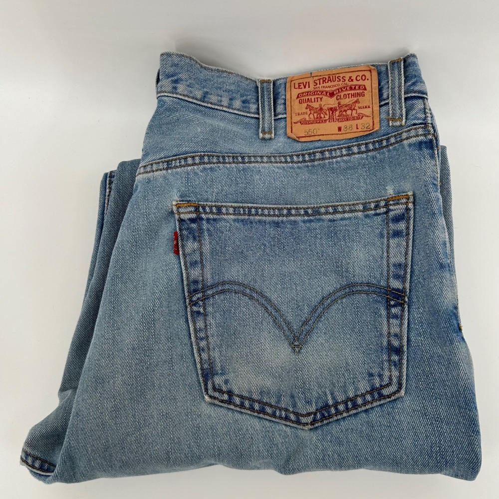 Levis 550 Jeans Men 38x32 Relaxed Fit Light Wash Denim 100% Cotton Vintage 90's